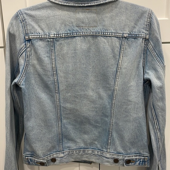 Levi’s Original Trucker Jean Jacket - Picture 6 of 12